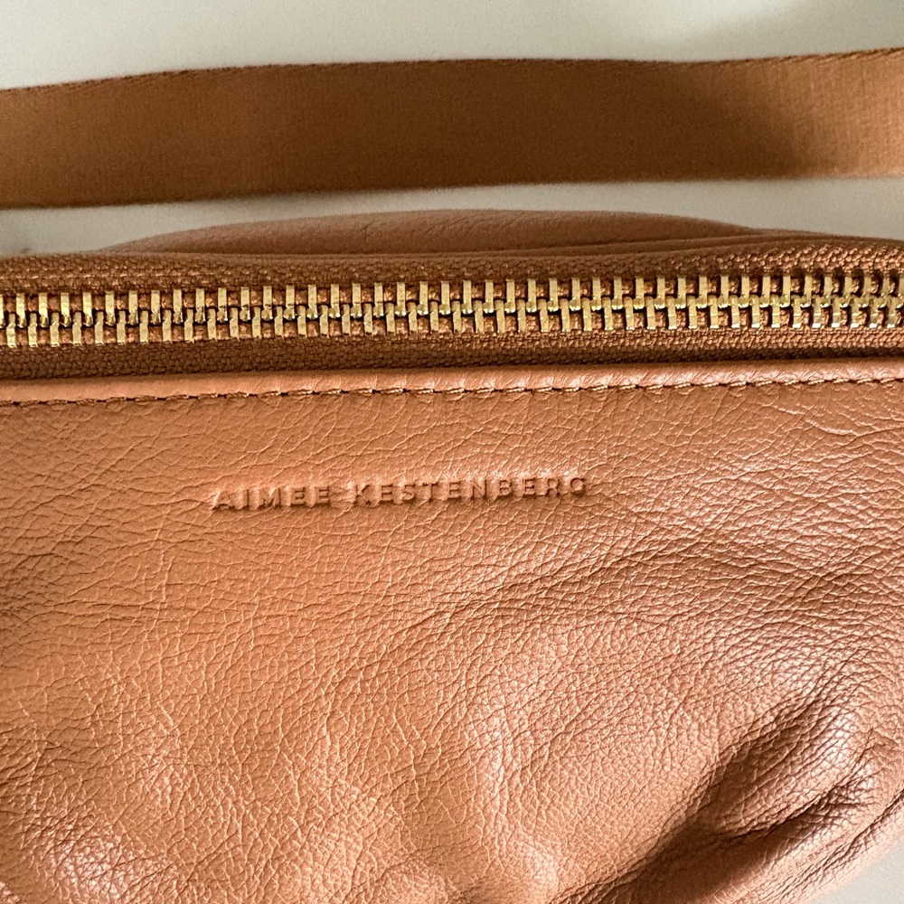NWT AIMEE KESTENBERG Leather Cabo Sling Bum Bag Fanny Pack Belt Bag in Nutmeg - Picture 2 of 8